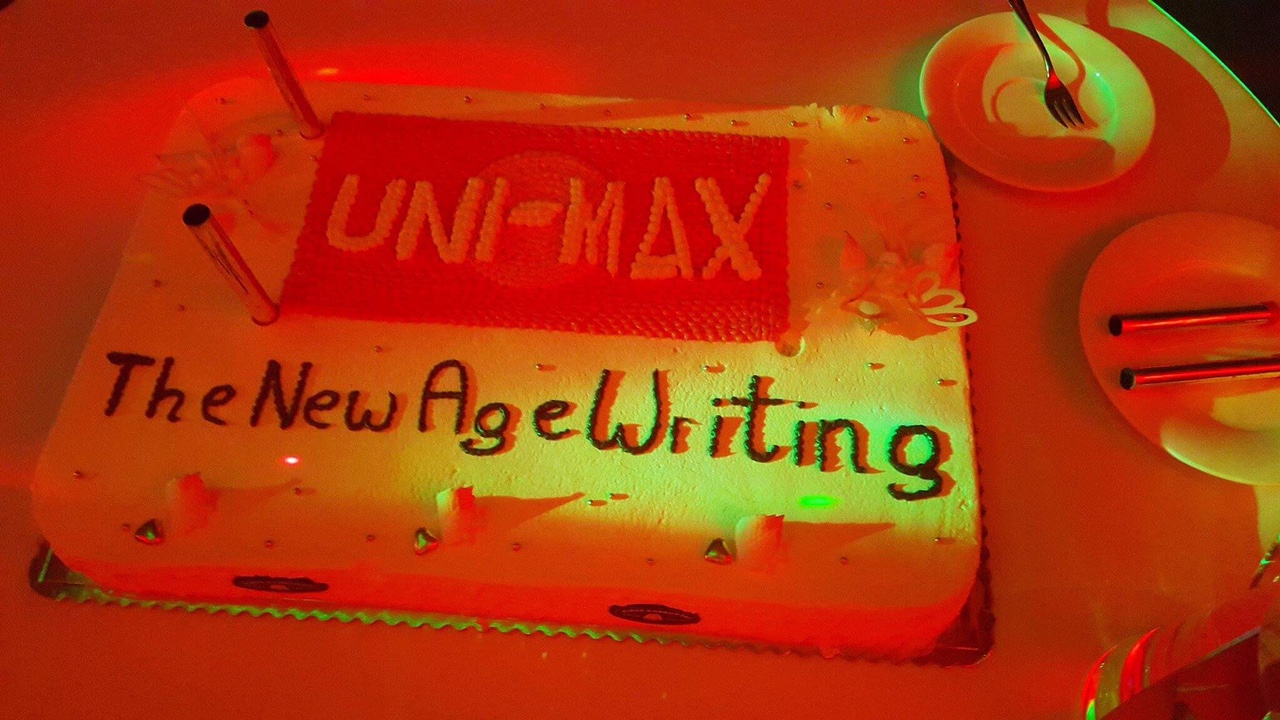 uni-max-cake